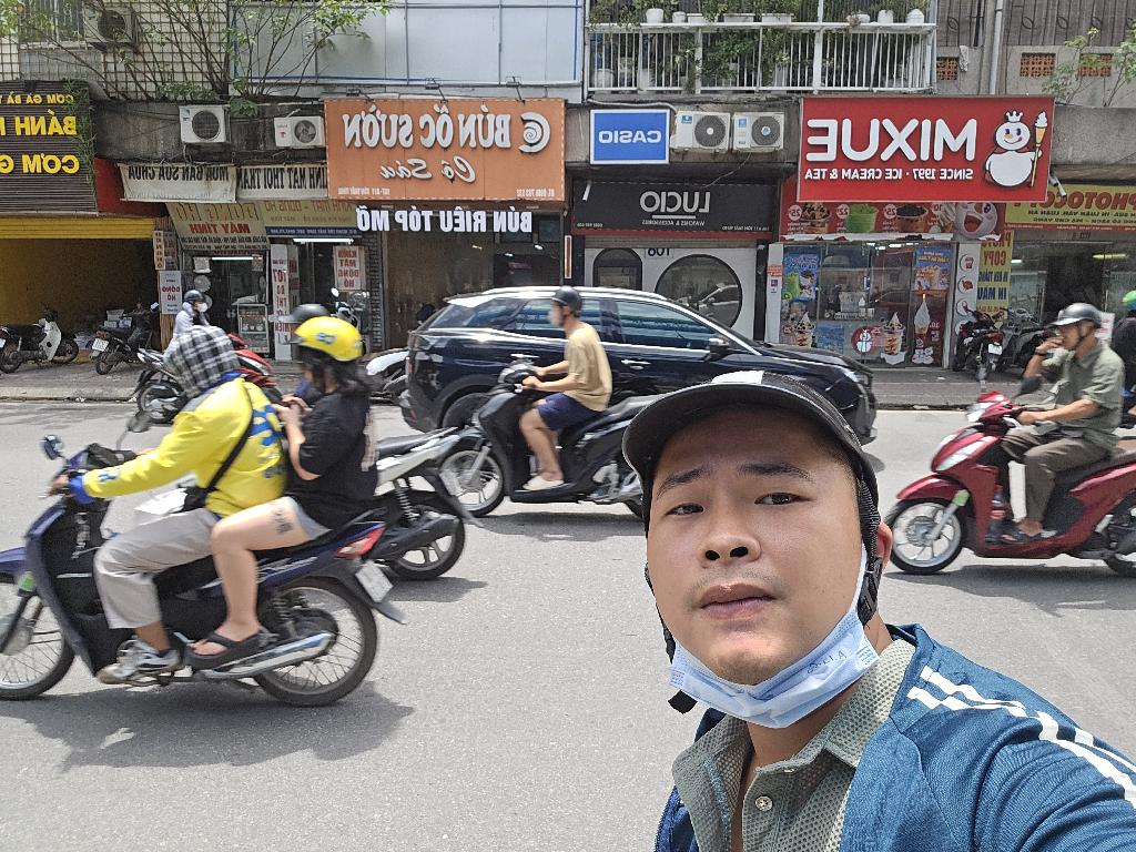 Bán nhà Tôn Thất Tùng - diện tích 51m2 1 tầng - Mặt phố kinh doanh bất chấp - giá 10,8 tỷ