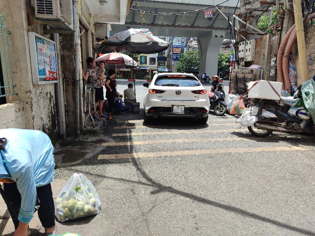 Bán nhà Minh Khai - diện tích 44m2 2 tầng - Mặt ngõ ô tô kinh doanh - giá 14 tỷ