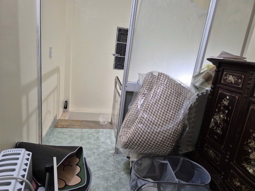 Bán nhà Giáp Bát - diện tích 49m2 4 tầng - Mặt phố kinh doanh đỉnh - giá 14 tỷ