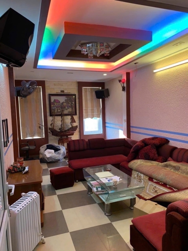 Bán nhà Giáp Bát - diện tích 43m2 6 tầng - Mặt phố kinh doanh đỉnh - giá 17 tỷ