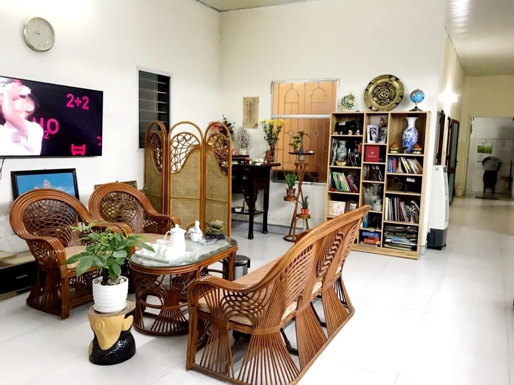 Bán nhà Hoàng Văn Thái - diện tích 140m2 1 tầng - Nhà đẹp hiếm có - giá 14 tỷ