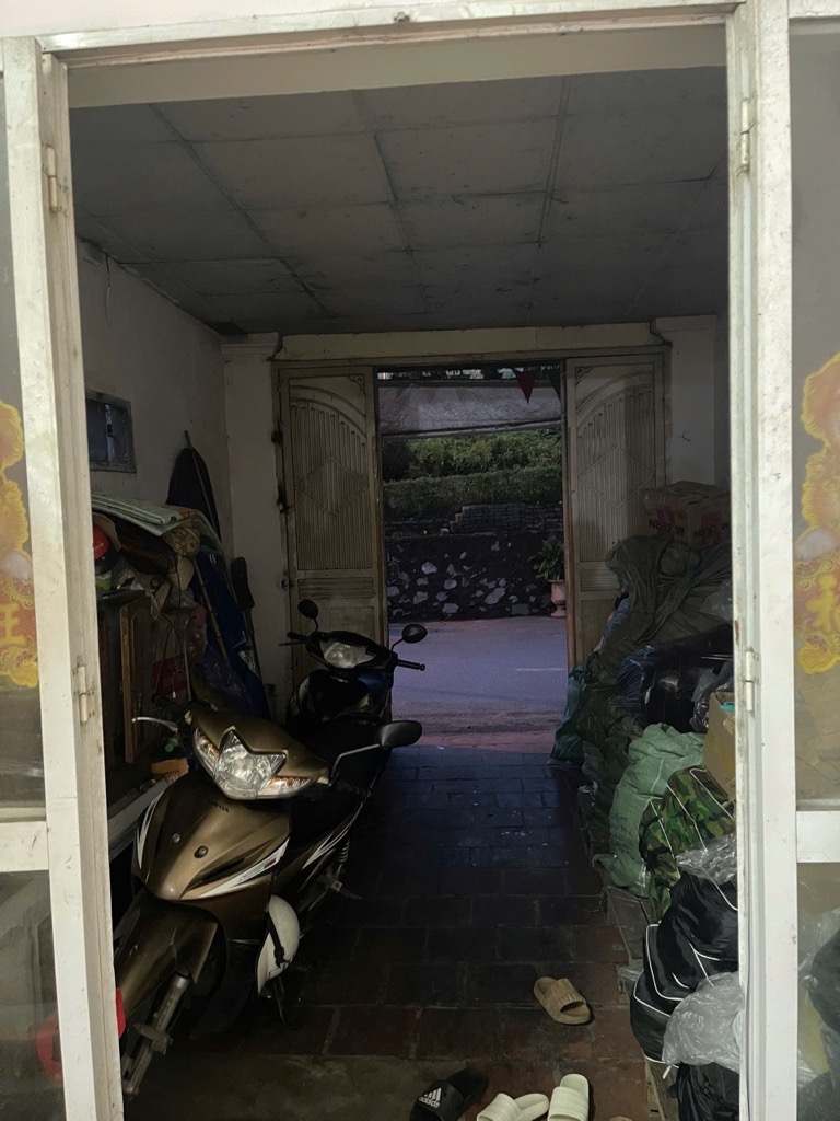 Bán nhà Nguyễn Khoái - diện tích 52.1m2 1 tầng - LÔ GÓC - Ô TÔ VÀO NHÀ - giá 3.75 tỷ