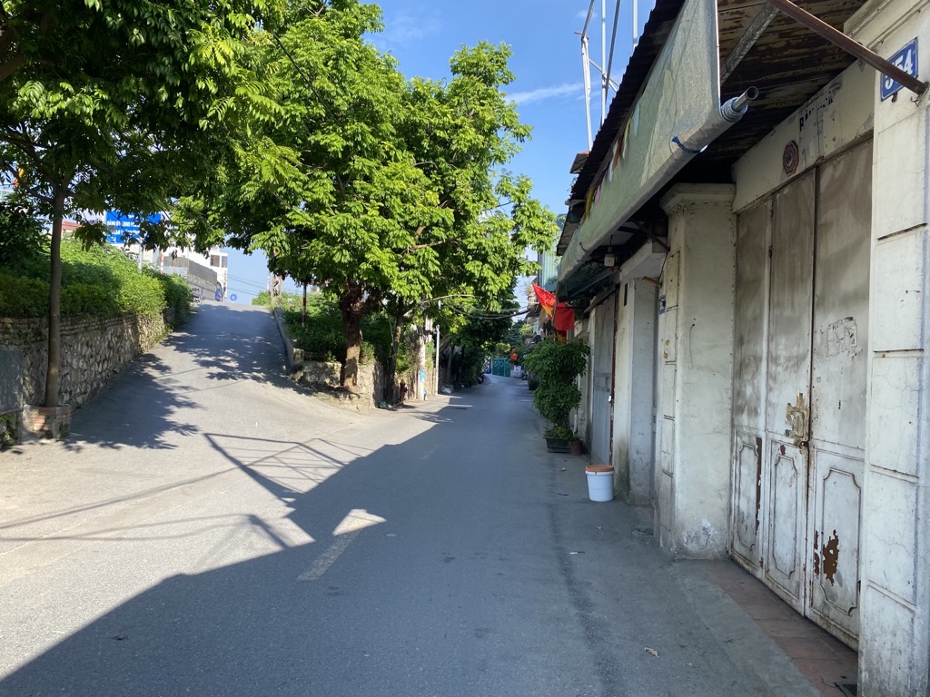 Bán nhà Nguyễn Khoái - diện tích 52.1m2 1 tầng - LÔ GÓC - Ô TÔ VÀO NHÀ - giá 3.75 tỷ