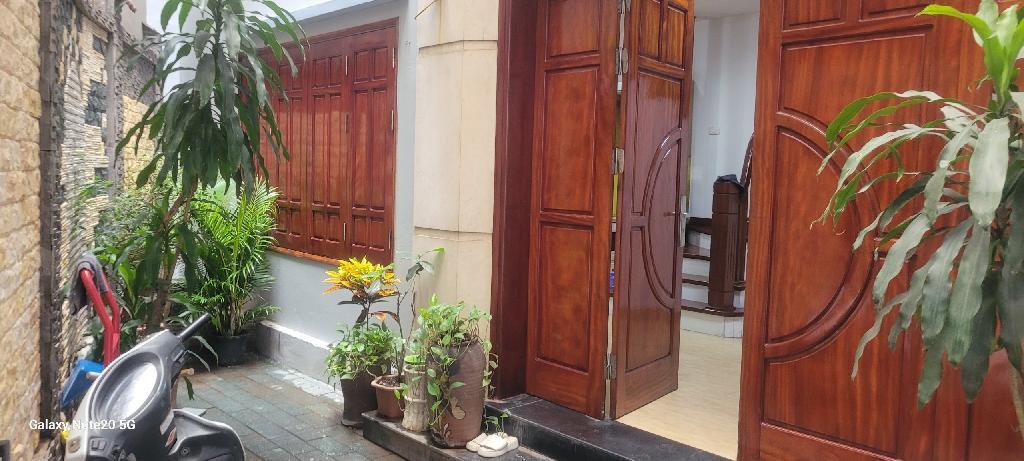 Bán nhà Trương Định - diện tích 61.3m2 6 tầng - Nhà đẹp, thoáng sáng - giá 12 tỷ