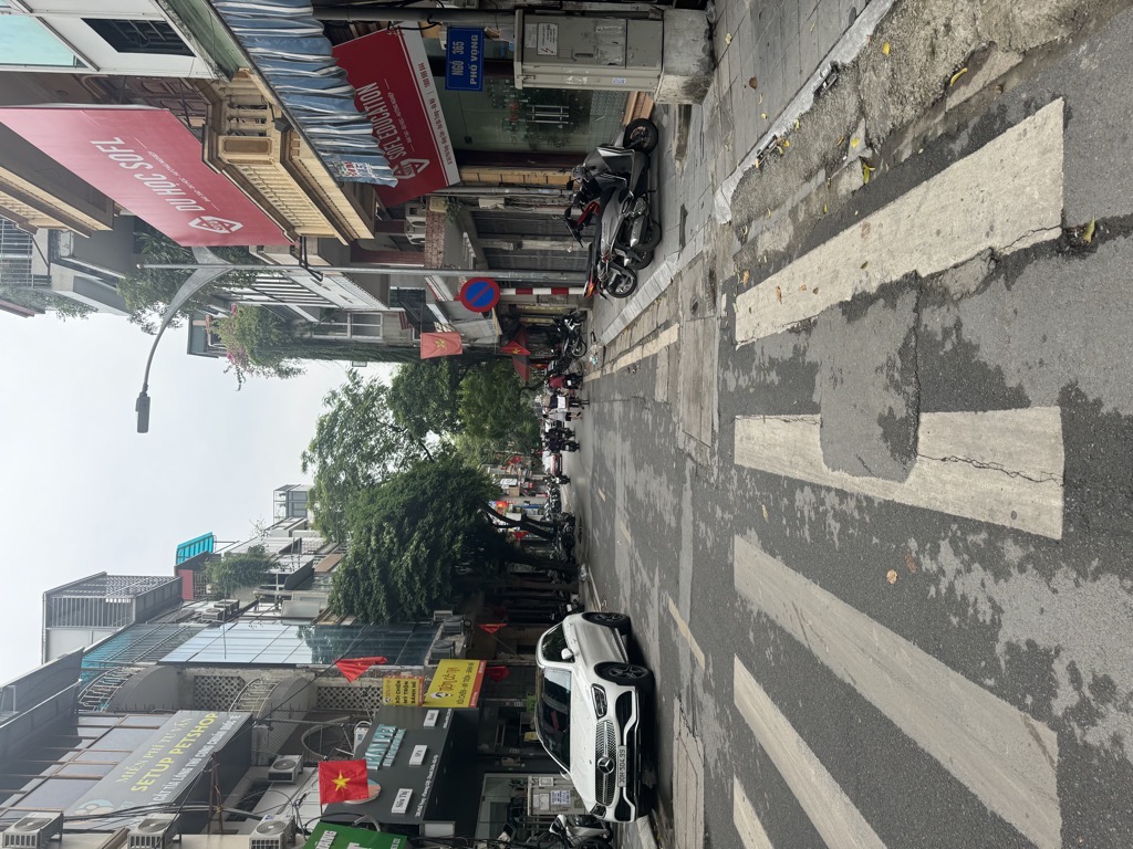 Bán nhà Phố Vọng - diện tích 71.4m2 2 tầng - ô tô tránh đỗ - giá 23,5 tỷ