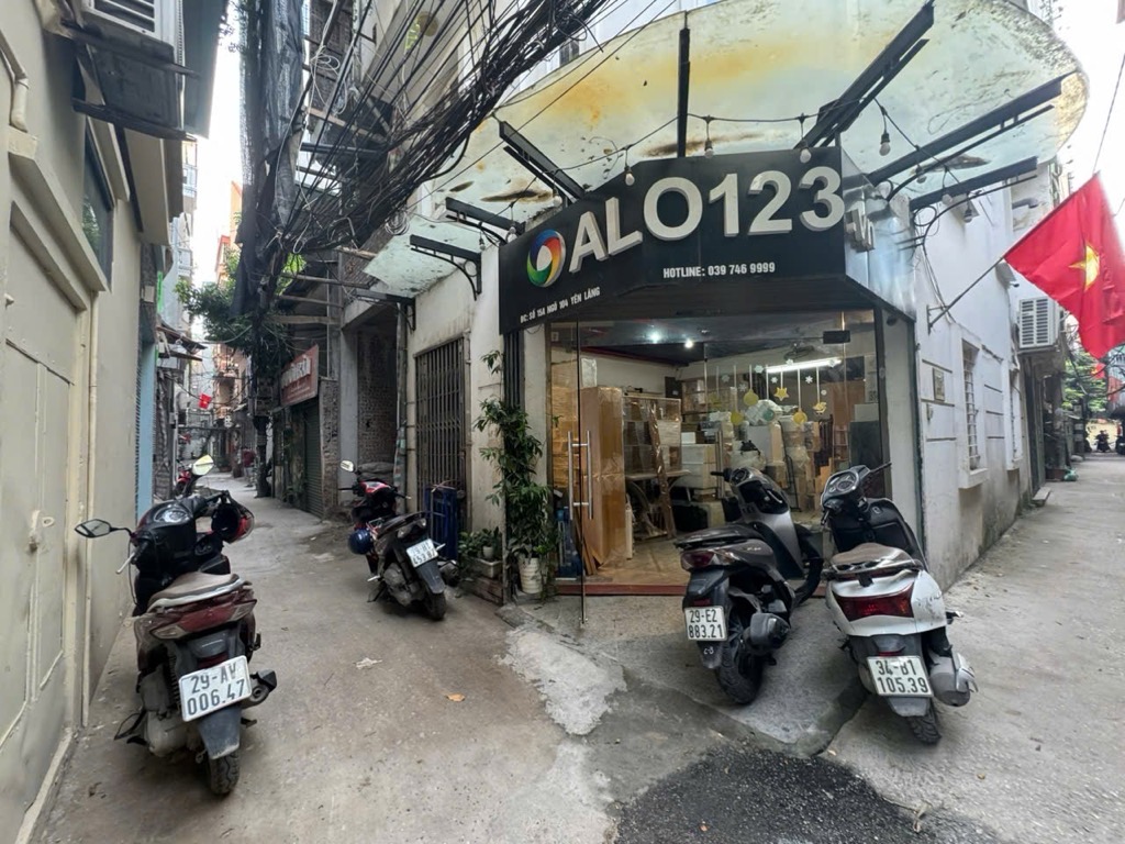 Bán nhà Yên Lãng - diện tích 56m2 2 tầng - Ngõ thông ô tô qua nhà - giá 15,5 tỷ