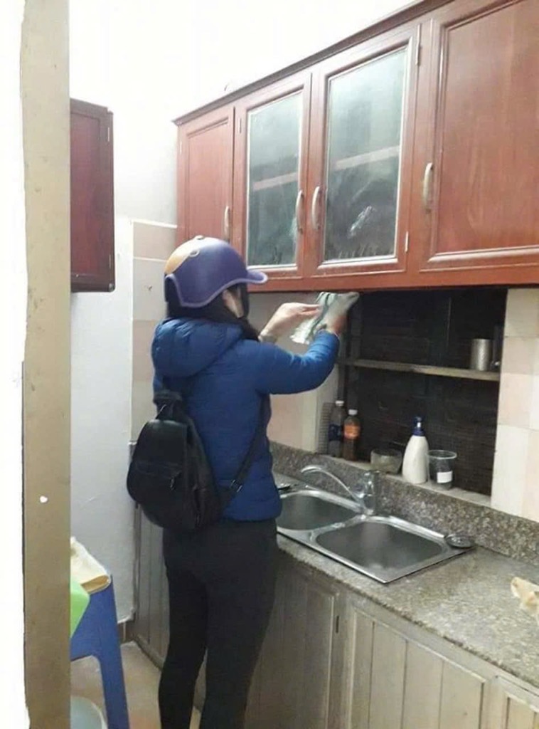 Bán nhà Đê Trần Khát Chân - diện tích 28m2 3 tầng - ô tô vào nhà - giá 12,8 tỷ