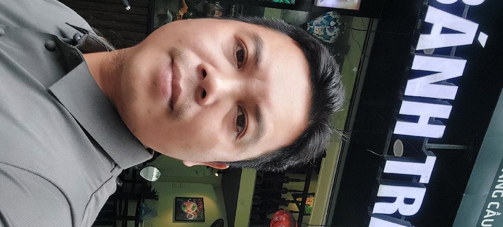 Bán nhà Hoàng Cầu - diện tích 26.8m2 3 tầng - Mặt phố lớn, kinh doanh sầm uất - giá 12 tỷ