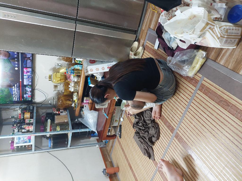 Bán nhà Nguyễn Công Trứ - diện tích 24m2 3 tầng - Ô tô tránh - giá 3,5 tỷ