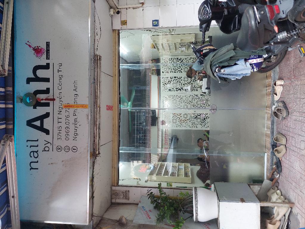 Bán nhà Nguyễn Công Trứ - diện tích 24m2 3 tầng - Ô tô tránh - giá 3,5 tỷ