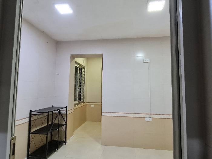 Bán nhà Giải Phóng - diện tích 35m2 3 tầng - Gara ô tô, ngõ thông kinh doanh - giá 4,1 tỷ