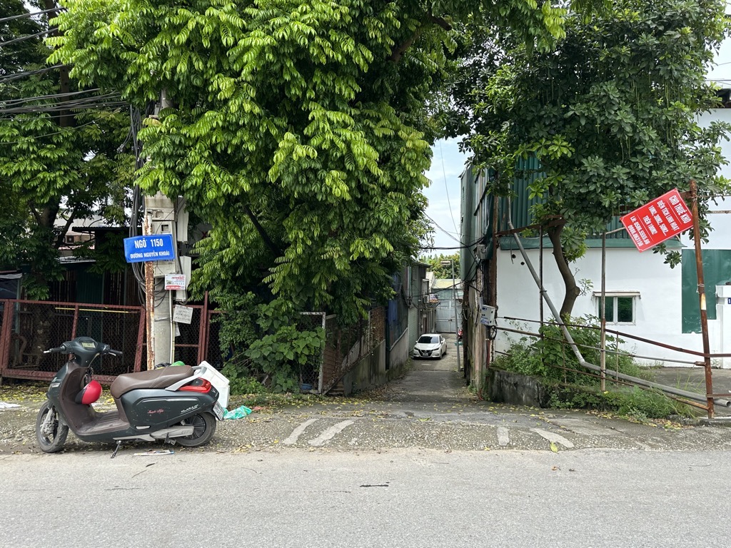 Bán nhà Nguyễn Khoái - diện tích 30m2 1 tầng - Ô TÔ ĐỖ CỬA - giá 2,8 tỷ