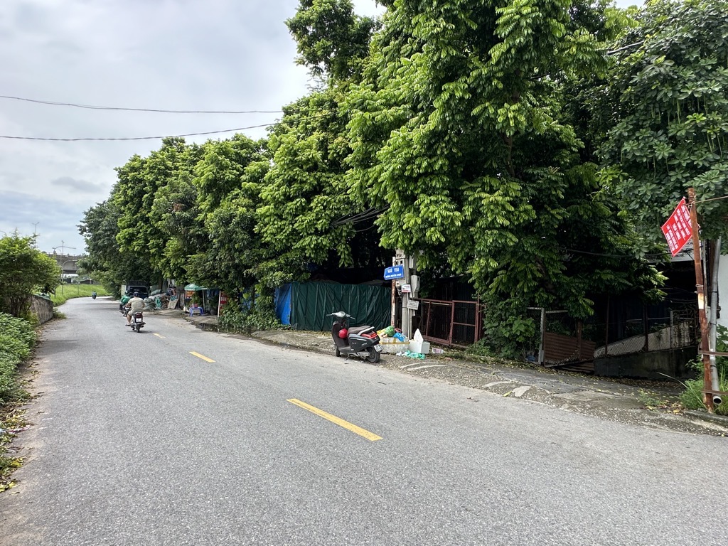 Bán nhà Nguyễn Khoái - diện tích 30m2 1 tầng - Ô TÔ ĐỖ CỬA - giá 2,8 tỷ