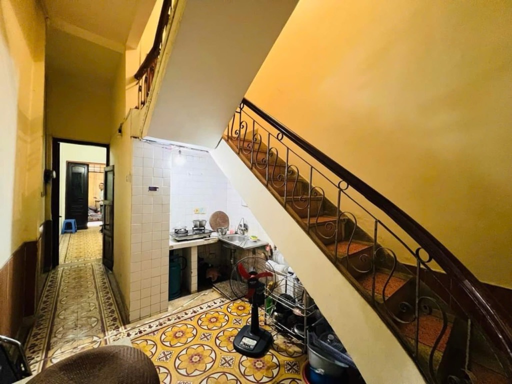 Bán nhà Phương Mai - diện tích 50,6m2 4 tầng - Ô TÔ TRÁNH - giá 20 tỷ