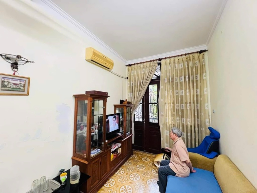 Bán nhà Phương Mai - diện tích 50,6m2 4 tầng - Ô TÔ TRÁNH - giá 20 tỷ