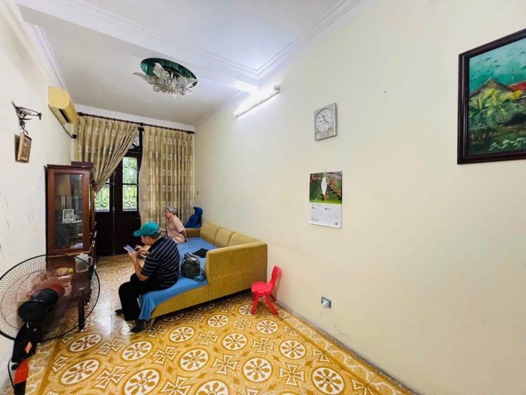 Bán nhà Phương Mai - diện tích 50,6m2 4 tầng - Ô TÔ TRÁNH - giá 20 tỷ