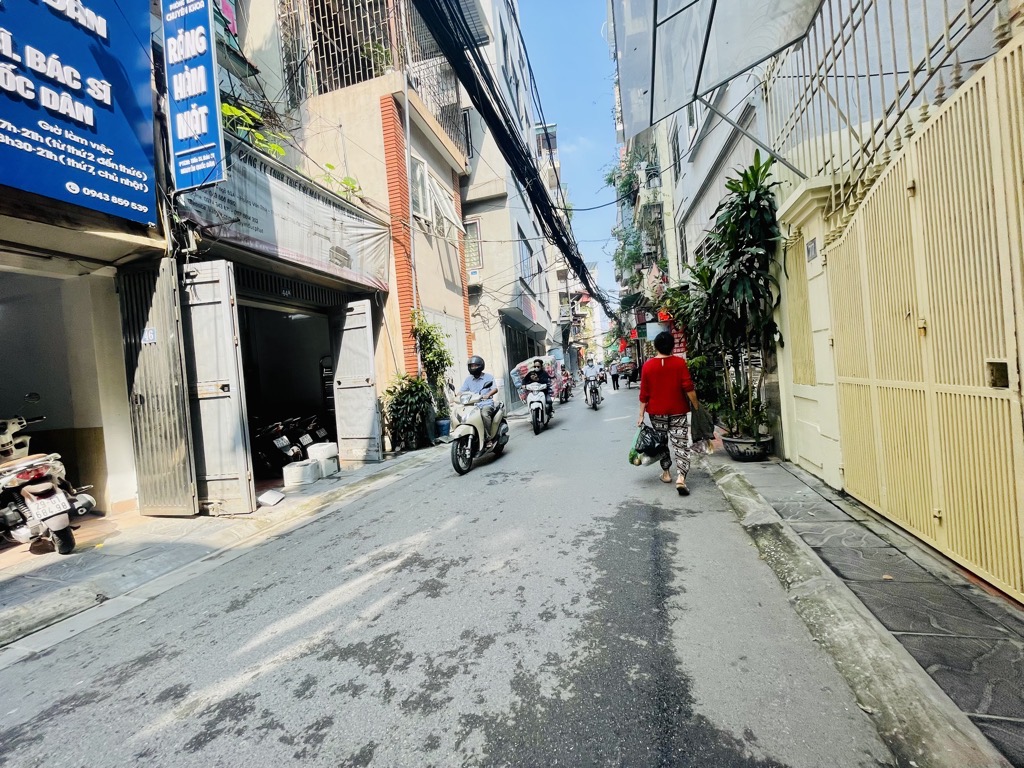 Bán nhà Hoàng Văn Thái - diện tích 65m2 4 tầng - Mặt ngõ ô tô, kinh doanh tốt - giá 21,5 tỷ