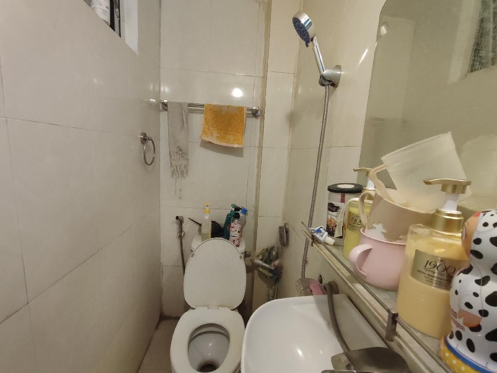 Bán nhà Thổ Quan - diện tích 25m2 5 tầng - Mặt ngõ ô tô kinh doanh lô góc - giá 6,4 tỷ