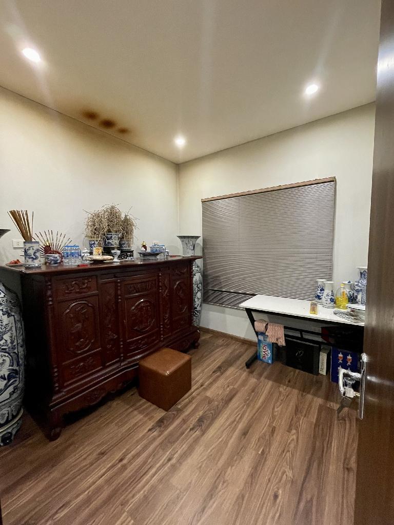 Bán nhà Thịnh Liệt - diện tích 73m2 4 tầng - Ô TÔ TRÁNH - giá 21 tỷ