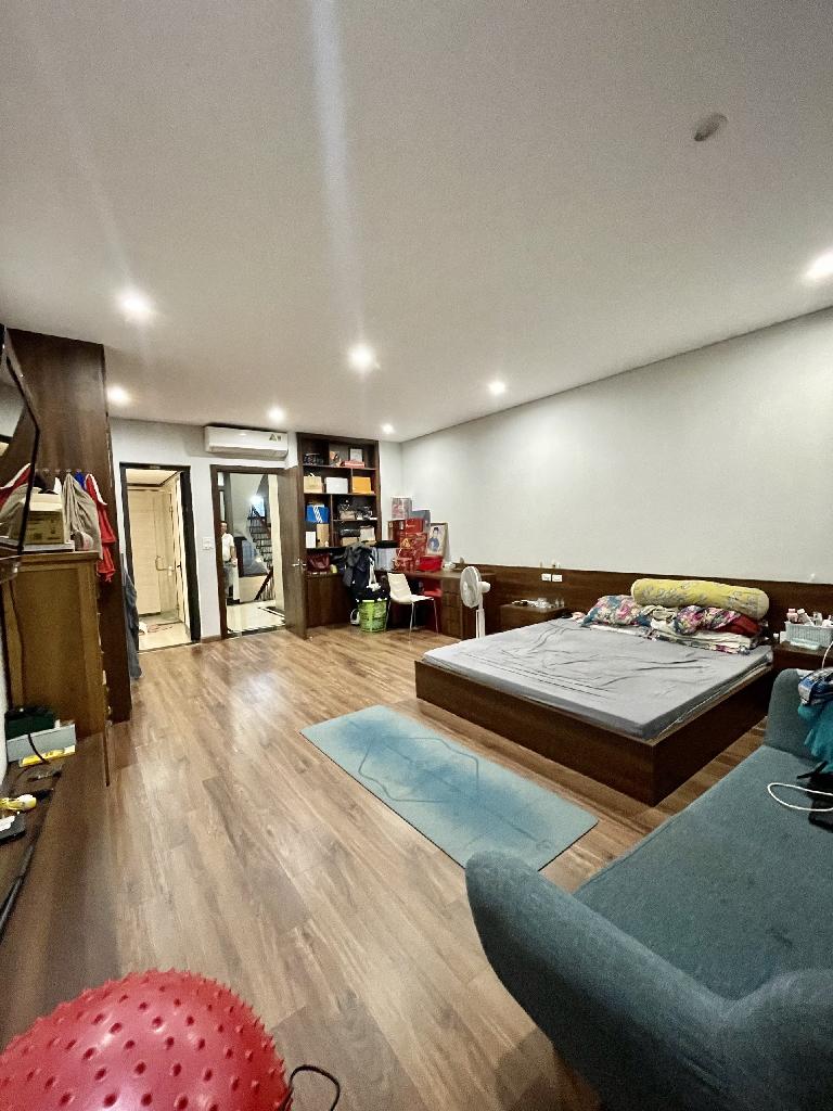 Bán nhà Thịnh Liệt - diện tích 73m2 4 tầng - Ô TÔ TRÁNH - giá 21 tỷ