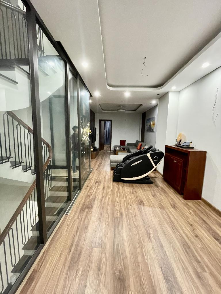 Bán nhà Thịnh Liệt - diện tích 73m2 4 tầng - Ô TÔ TRÁNH - giá 21 tỷ