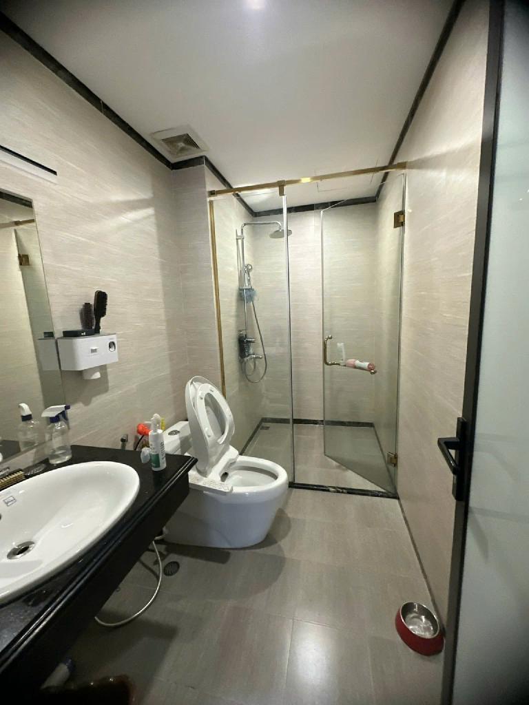 Bán nhà Thịnh Liệt - diện tích 73m2 4 tầng - Ô TÔ TRÁNH - giá 21 tỷ