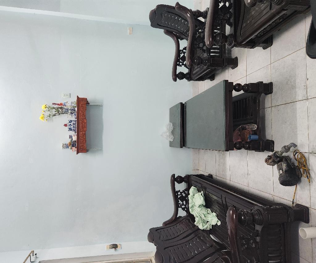 Bán nhà Giải Phóng - diện tích 72.4m2 2 tầng - Mặt ngõ ô tô tránh - giá 3,6 tỷ