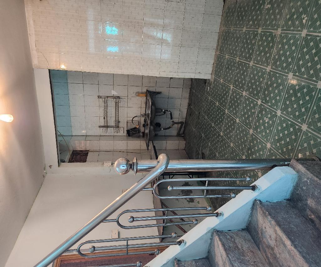 Bán nhà Giải Phóng - diện tích 72.4m2 2 tầng - Mặt ngõ ô tô tránh - giá 3,6 tỷ