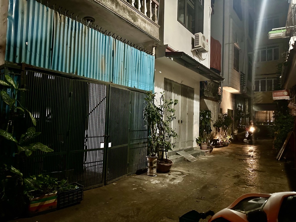 Bán nhà Nguyễn Văn Trỗi - diện tích 54m2 4 tầng - Mặt phố - giá 21,5 tỷ