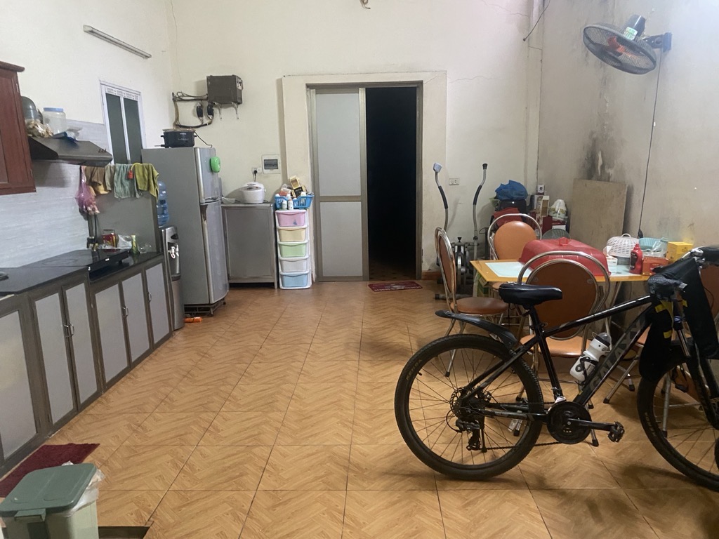 Bán nhà Nguyễn Văn Trỗi - diện tích 54m2 4 tầng - Mặt phố - giá 21,5 tỷ