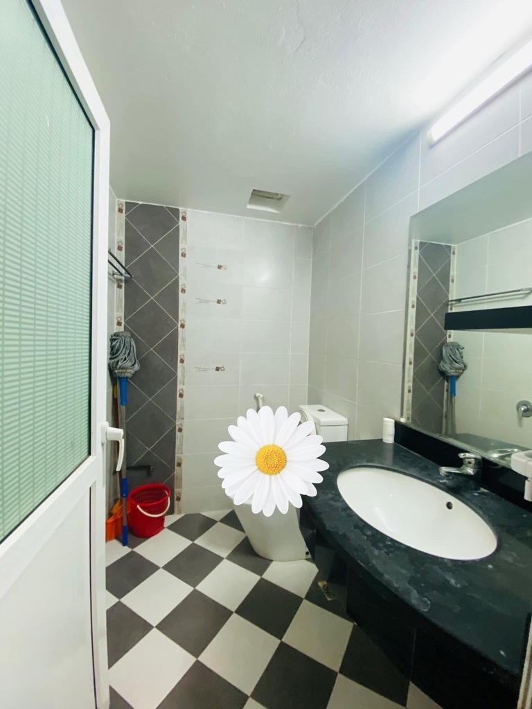 Bán nhà Nguyễn Văn Trỗi - diện tích 54m2 4 tầng - Mặt phố - giá 21,5 tỷ