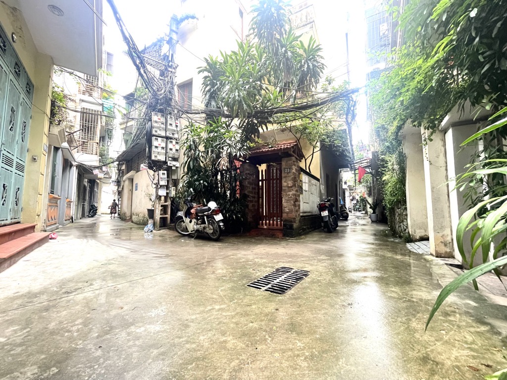 Bán nhà Kim Ngưu - diện tích 48m2 2 tầng - giá 12 tỷ