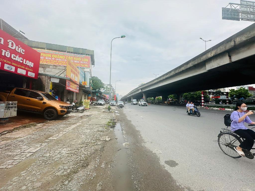 Bán nhà Nguyễn Xiển - diện tích 100.2m2 1 tầng - Kinh doanh bất chấp - giá 9,7 tỷ