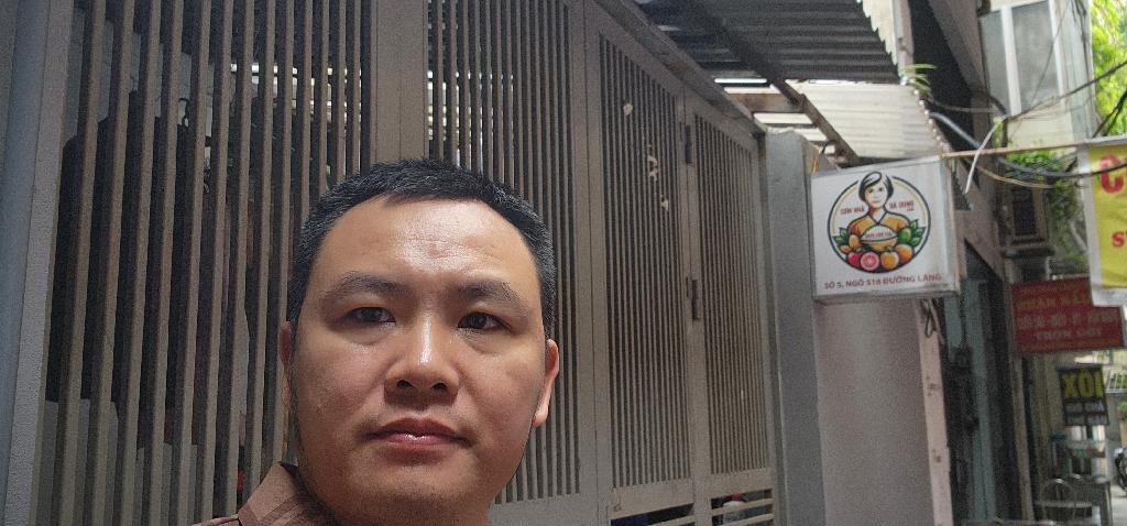 Bán nhà Láng - diện tích 53,4m2 1 tầng - Mặt ngõ, lô góc - giá 7,9 tỷ