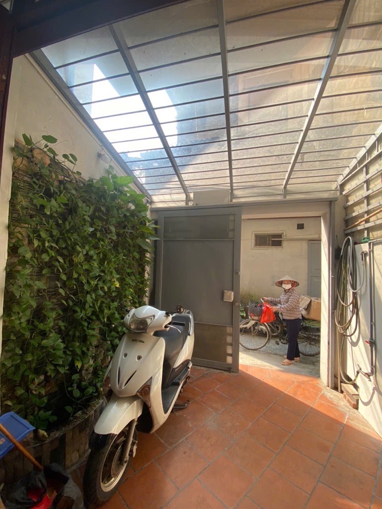 Bán nhà Tây Kết - diện tích 35m2 5 tầng - Ô tô đỗ cửa - giá 10,5 tỷ