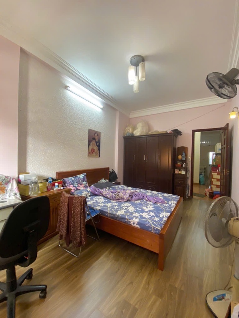 Bán nhà Tây Kết - diện tích 35m2 5 tầng - Ô tô đỗ cửa - giá 10,5 tỷ