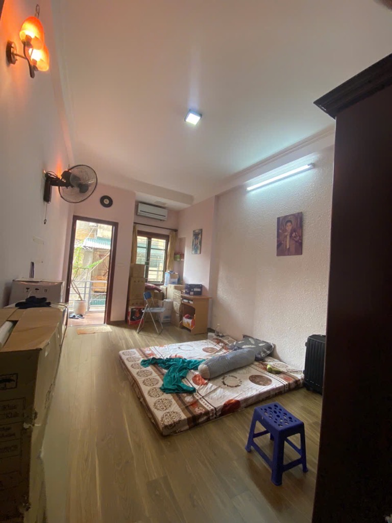 Bán nhà Tây Kết - diện tích 35m2 5 tầng - Ô tô đỗ cửa - giá 10,5 tỷ