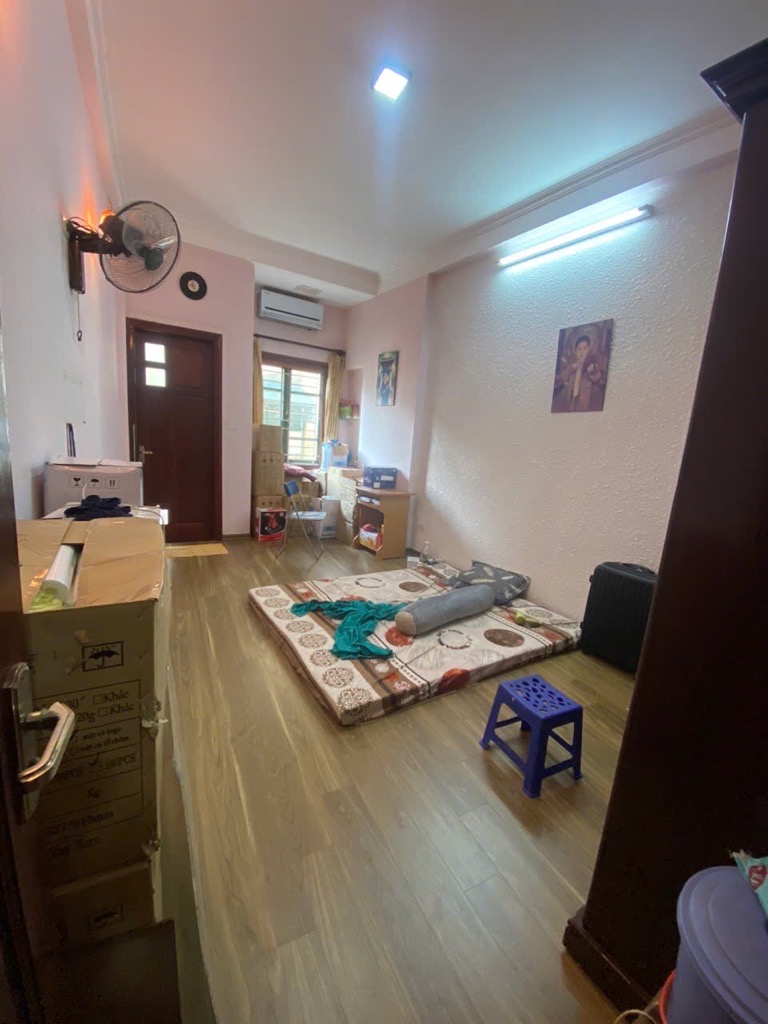 Bán nhà Tây Kết - diện tích 35m2 5 tầng - Ô tô đỗ cửa - giá 10,5 tỷ