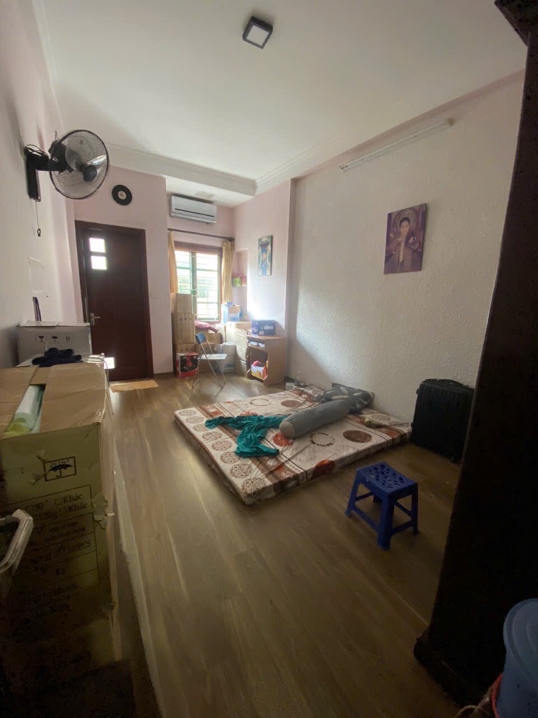 Bán nhà Tây Kết - diện tích 35m2 5 tầng - Ô tô đỗ cửa - giá 10,5 tỷ