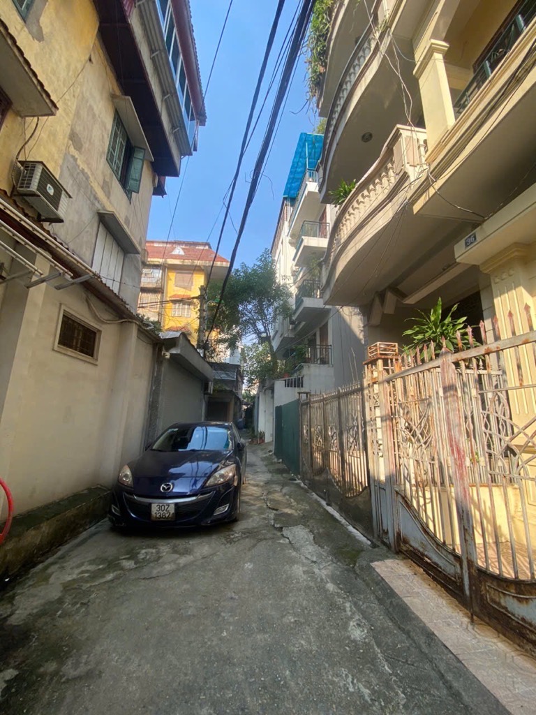 Bán nhà Tây Kết - diện tích 35m2 5 tầng - Ô tô đỗ cửa - giá 10,5 tỷ