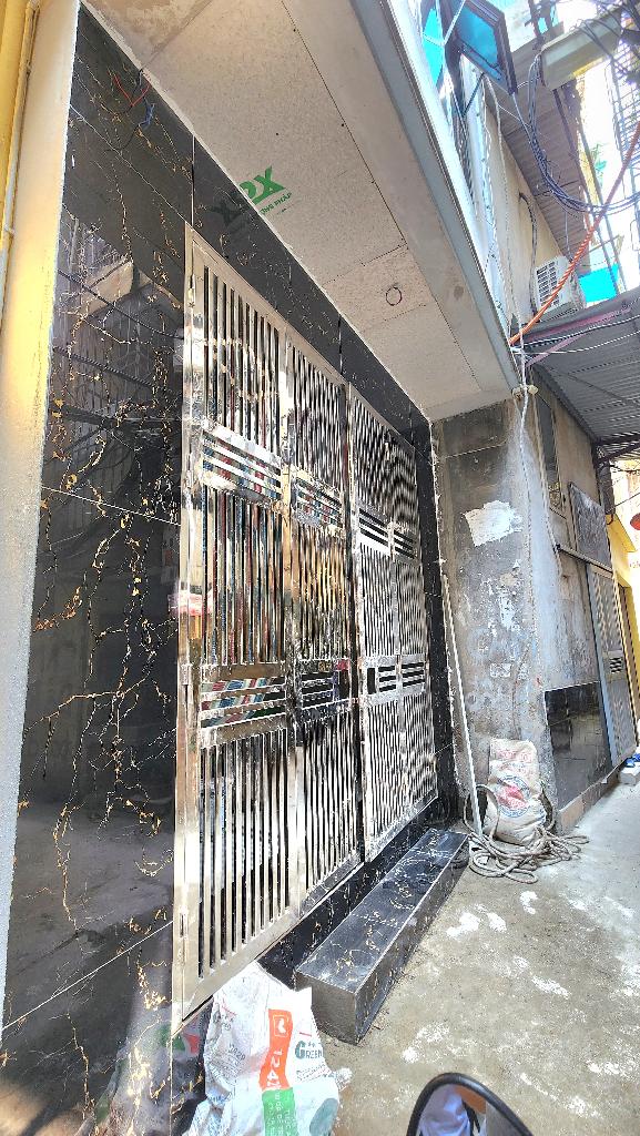 Bán nhà Khương Đình - diện tích 49m2 6 tầng - Thang máy, 10 phòng khép kín - giá 14,5 tỷ