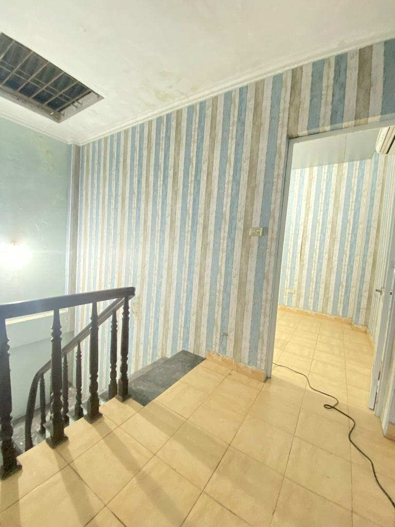 Bán nhà Bờ sông sét - diện tích 34m2 3 tầng - Ô TÔ TRÁNH NHAU - giá 4,9 tỷ