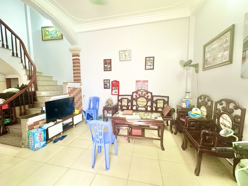 Bán nhà Giáp Nhị - diện tích 30m2 4 tầng - Nhà đẹp lên 5 tầng thoải mái - giá 5 tỷ