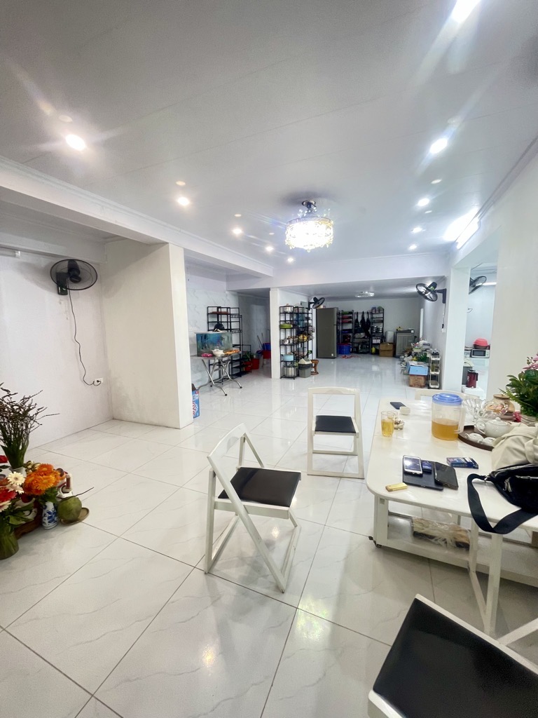 Bán nhà Hào Nam - diện tích 120m2 1 tầng - Ô TÔ ĐỖ - giá 8,5 tỷ