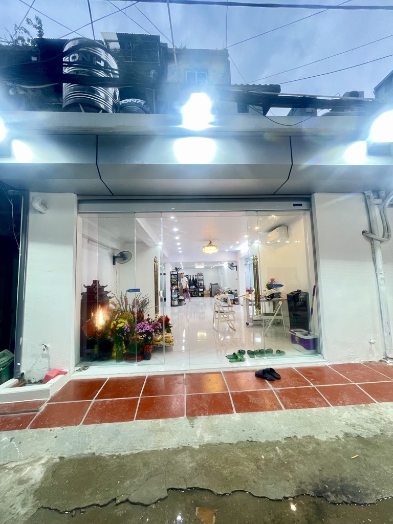 Bán nhà Hào Nam - diện tích 120m2 1 tầng - Ô TÔ ĐỖ - giá 8,5 tỷ