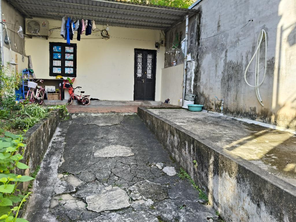 Bán nhà Thúy Lĩnh - diện tích 80m2 1 tầng - Đất hiếm còn sót lại - giá 10 tỷ