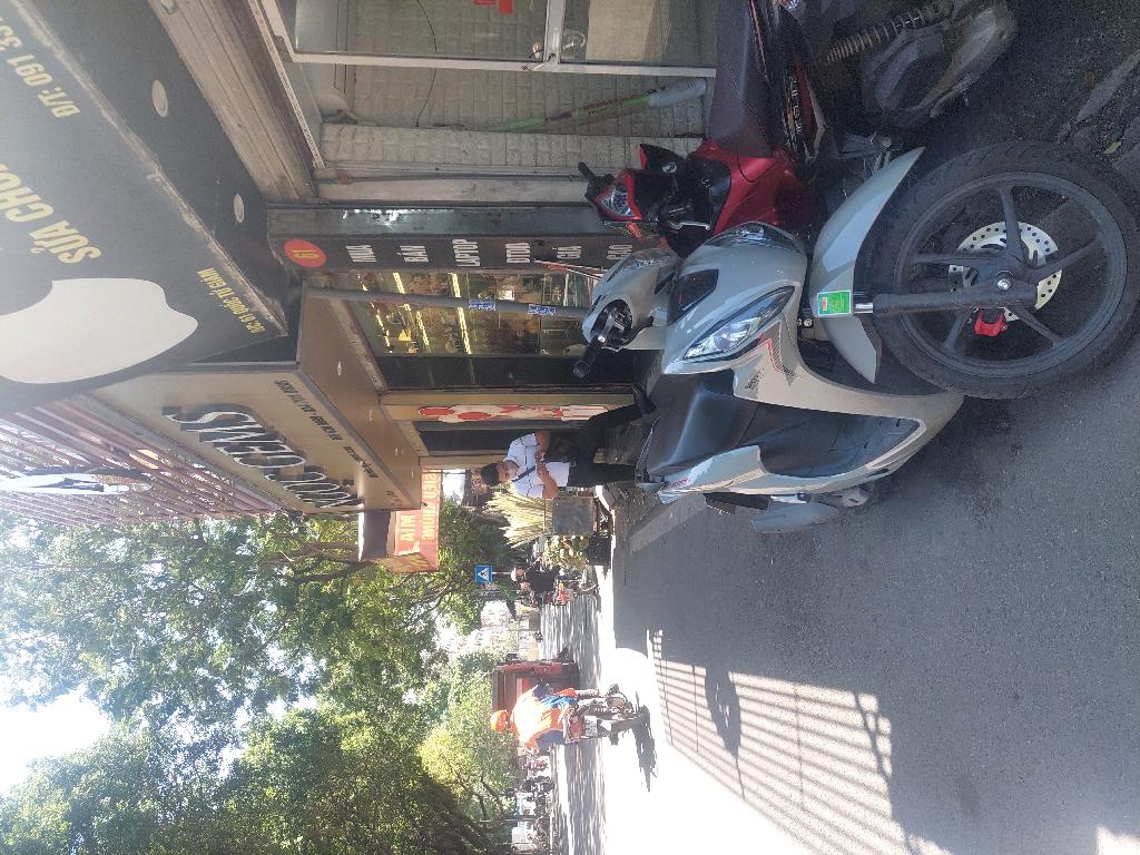 Bán nhà Quốc Tử Giám - diện tích 37,4m2 2 tầng - Lô góc, kinh doanh sầm uất - giá 18,7 tỷ