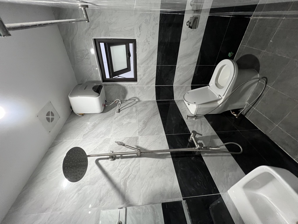 Bán nhà Chợ Khâm Thiên - diện tích 56m2 8 tầng - Thang máy - giá 18,3 tỷ