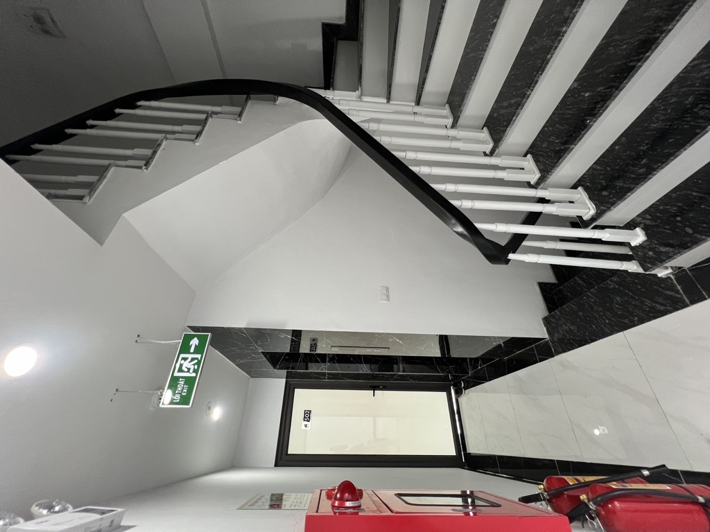 Bán nhà Chợ Khâm Thiên - diện tích 56m2 8 tầng - Thang máy - giá 18,3 tỷ