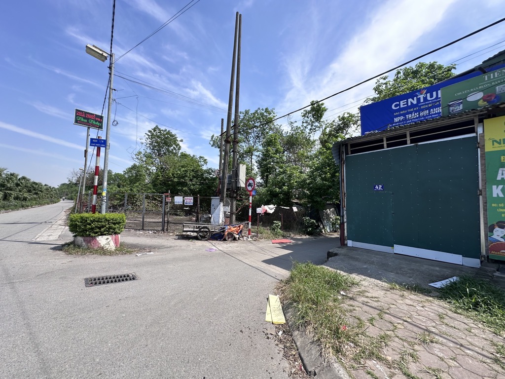 Bán nhà Thuý Lĩnh - diện tích 100m2 3 tầng - Ô TÔ TRÁNH KINH DOANH VĂN PHÒNG - giá 17,5 tỷ